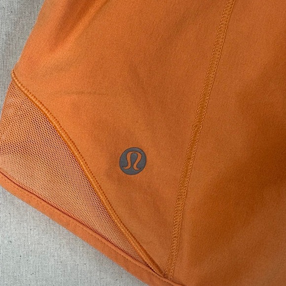 Lululemon Hotty Hot Lined Shorts size‎ 14 Orange - Picture 3 of 7